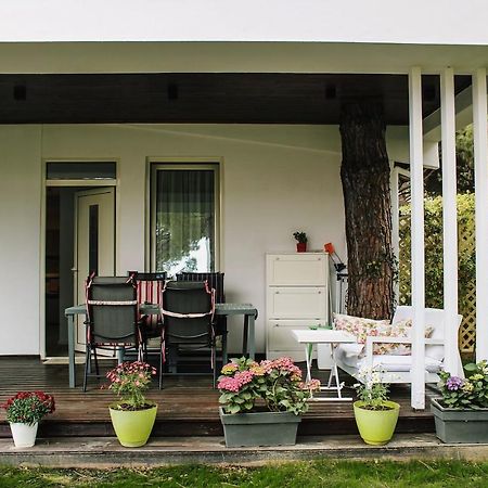 Ivy Lalzi Bay Beach House Durres Ngoại thất bức ảnh