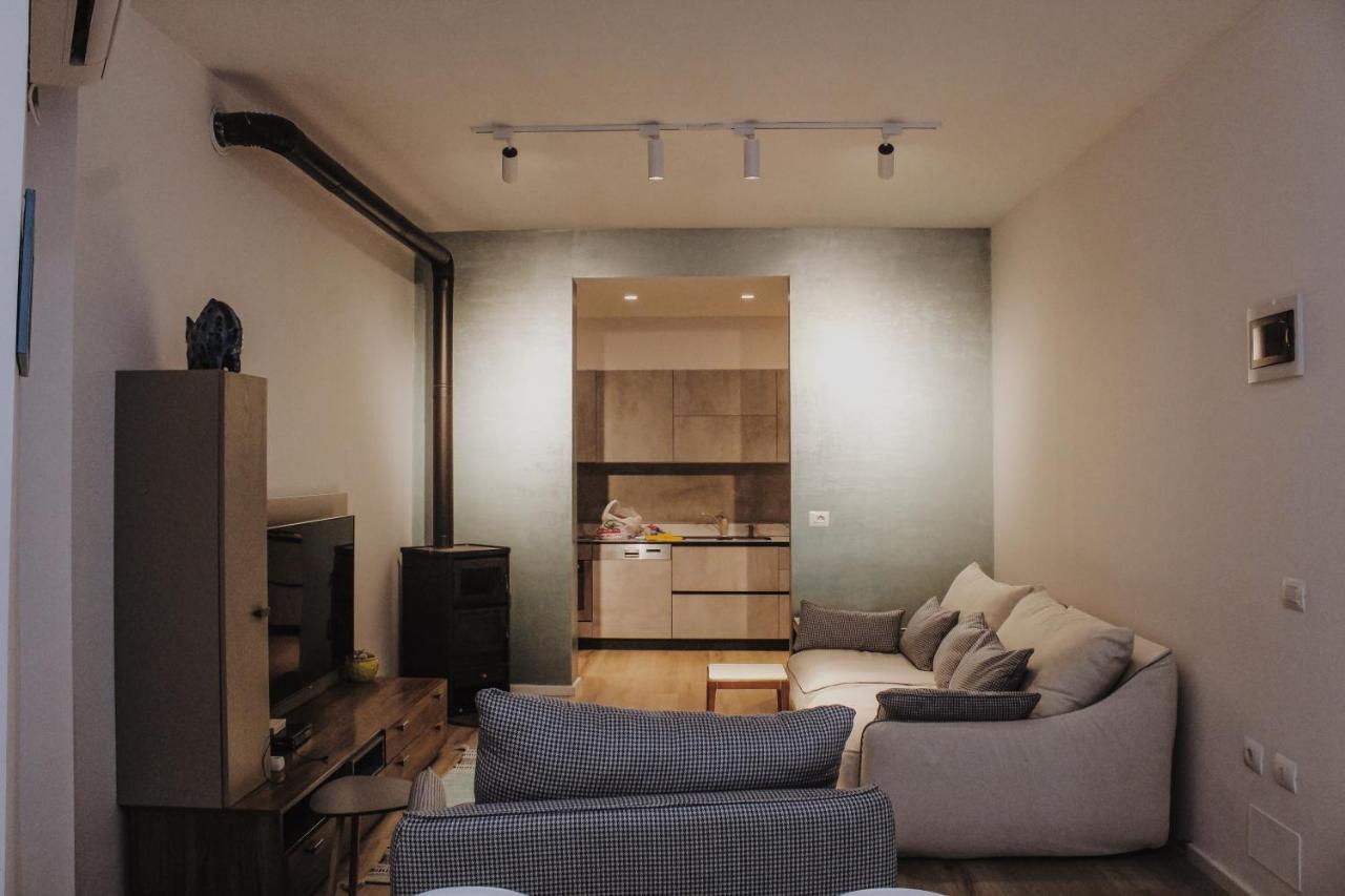 Ivy Lalzi Bay Beach House Durres Ngoại thất bức ảnh